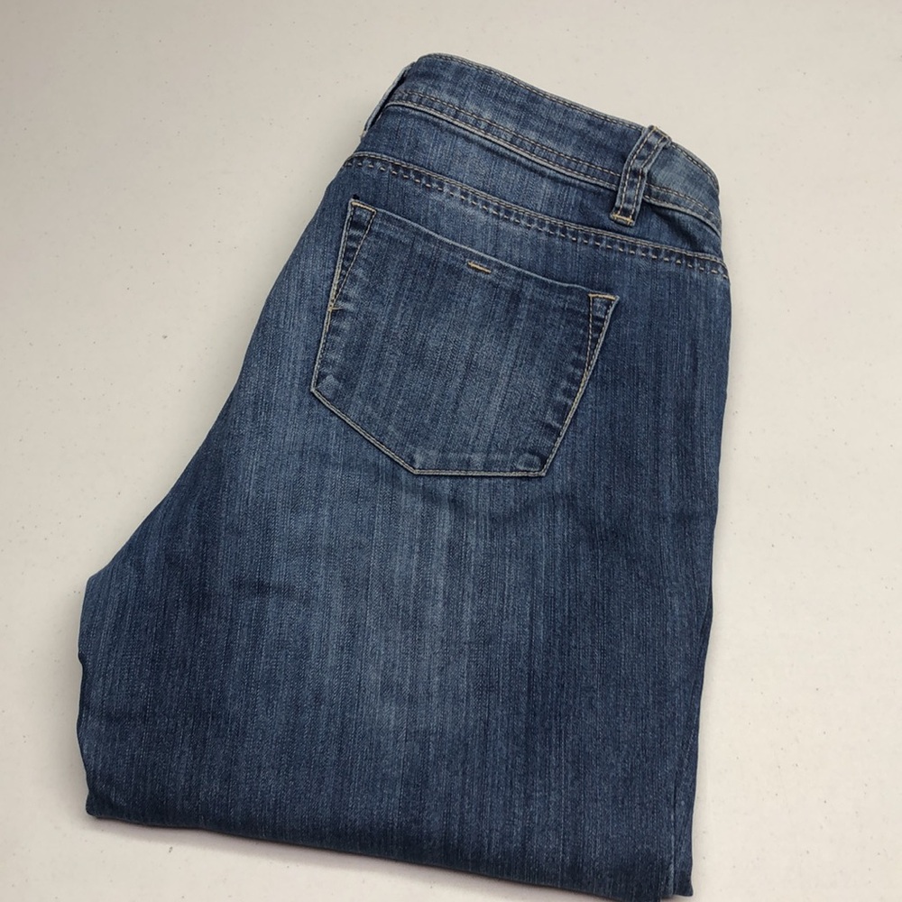 FOXY MID-RISE SKINNY JEANS 29x30 ⭐️